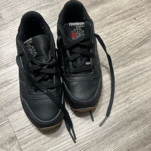 Unisex Reebok shoes size 10